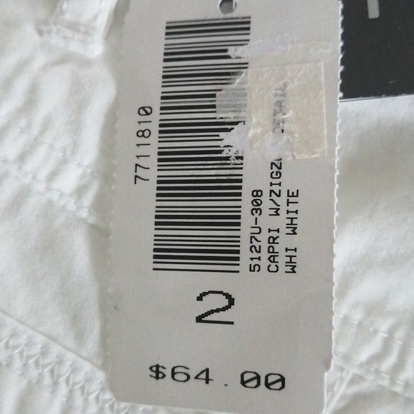 NWT, Tribal, ladies Capri, Size..2 petite - Picture 5 of 10